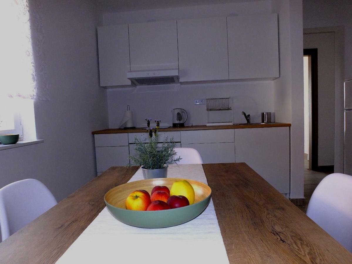 Apartmani Berno Starigrad Paklenica Exterior foto